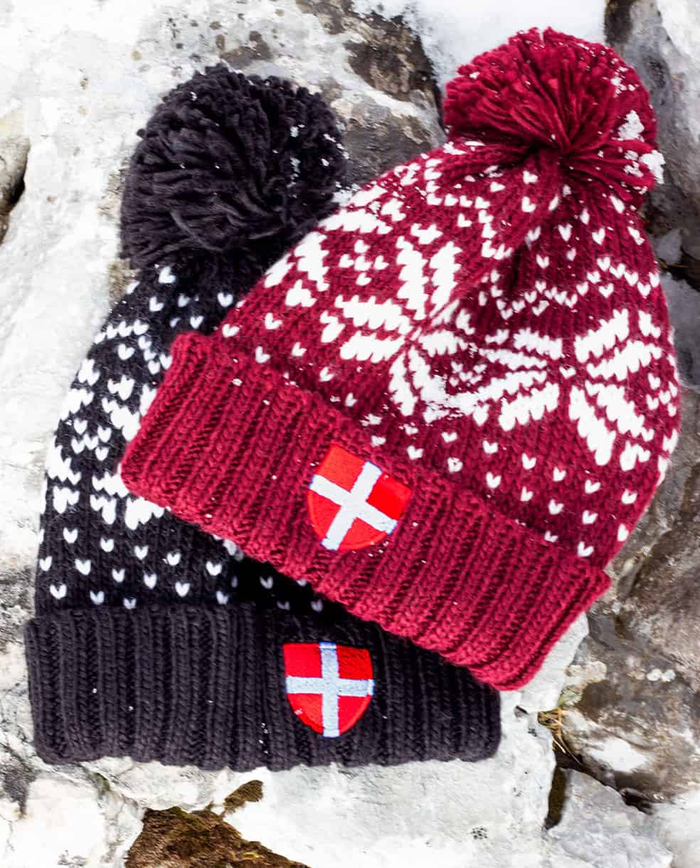 BONNET BRODE SAVOIE : JOLIS COEURS