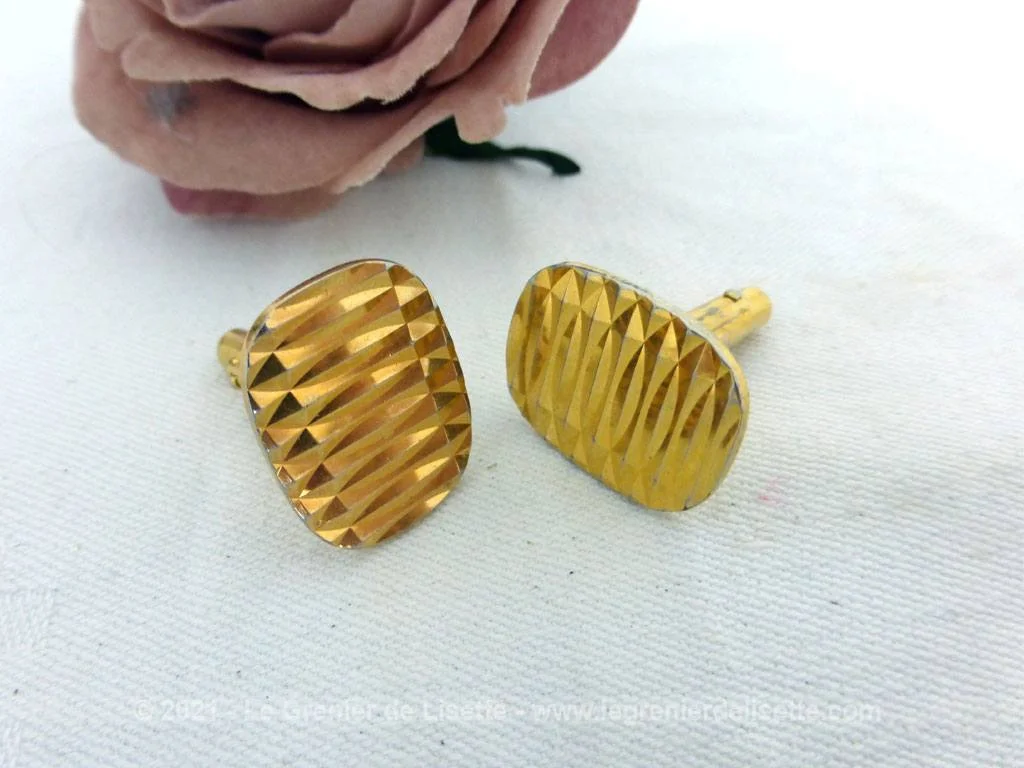 Beaux boutons manchettes plaqué or – Image 2