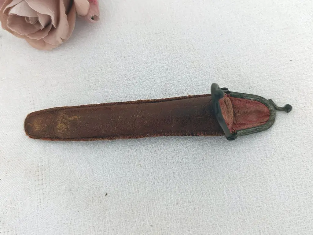 Porte-cigarette vintage bakélite avec étui cuir – Image 9